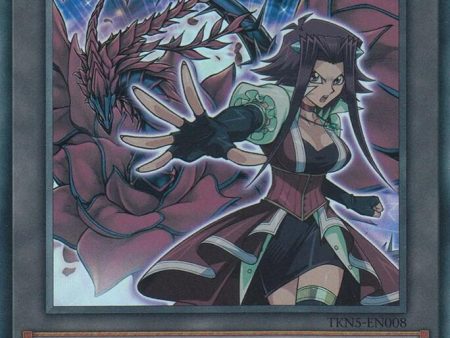 Token: Akiza & Black Rose Dragon [TKN5-EN008] Super Rare Fashion